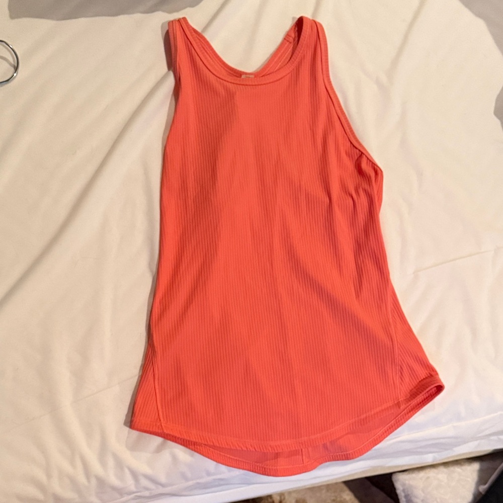 Lululemon ribbed tight fitted tank top size 2